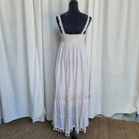 NWT White Maxi Dress Sleveless Embroidere Trim Tassels Flowy Summer Beach Long S - Picture 13 of 16